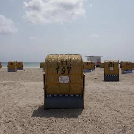 Inselblume 29 - Schnucklige Am Yachthafen *